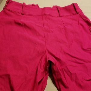 Deadly Dames by Micheline Pitt